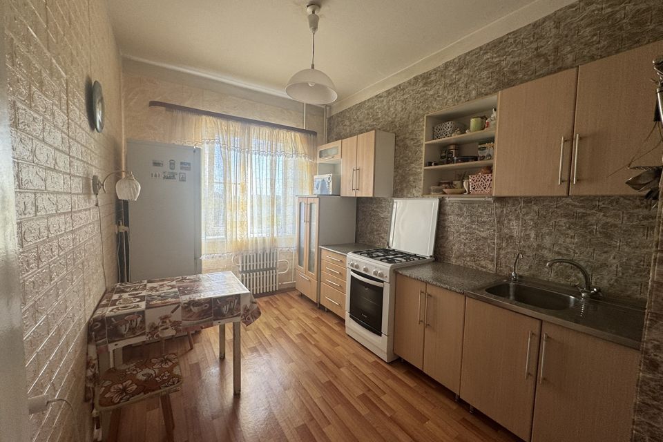 Продаётся 2-комнатная квартира, 64.3 м²