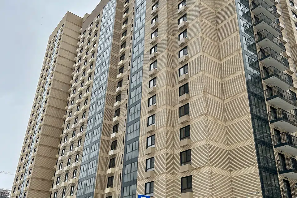 Продаётся 1-комнатная квартира, 43 м²