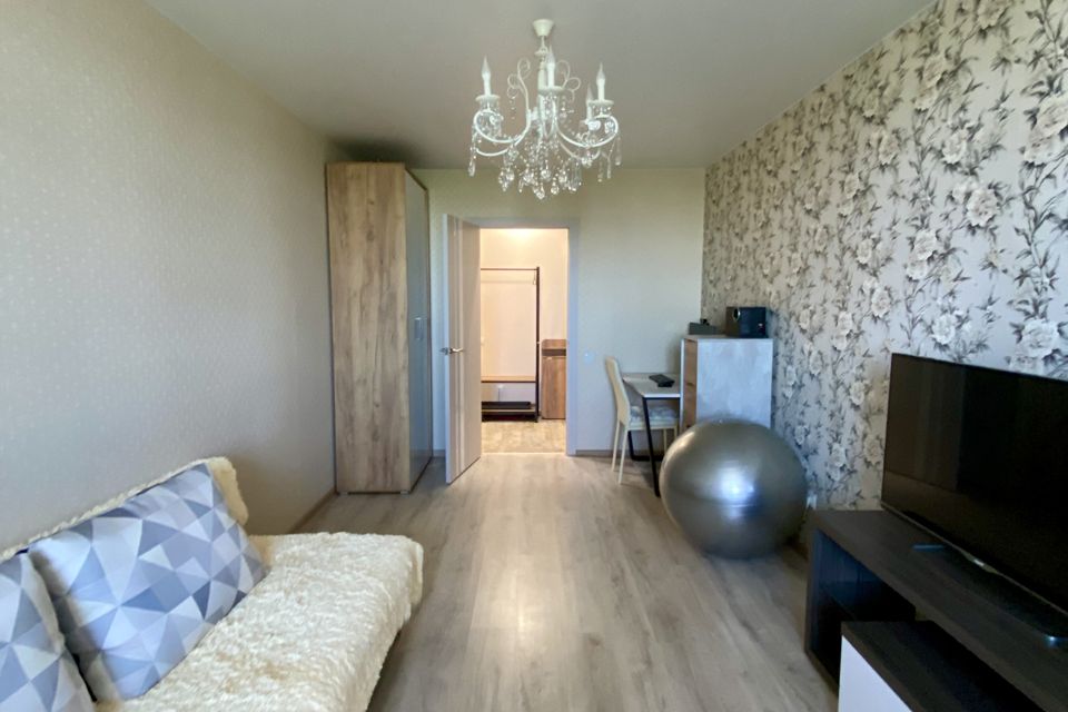 Продаётся 1-комнатная квартира, 44.8 м²