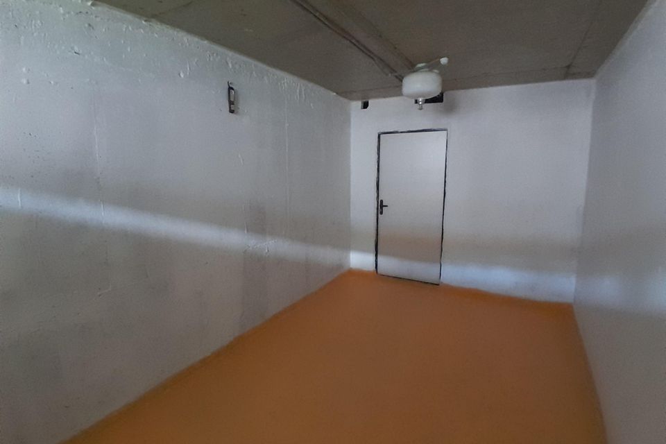 Сдаётся гараж, 14 м²