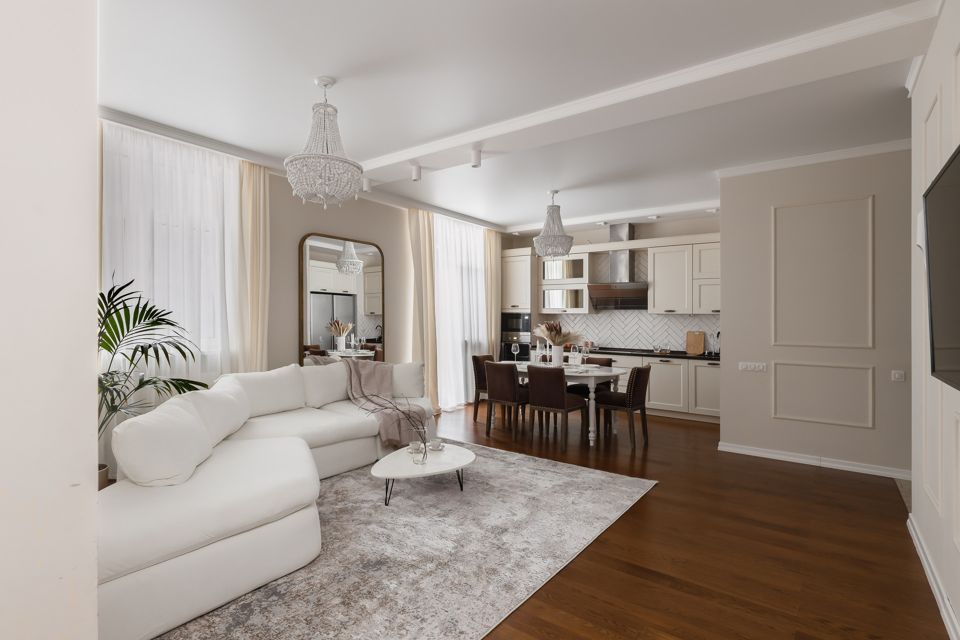 Продаётся 3-комнатная квартира, 132.8 м²