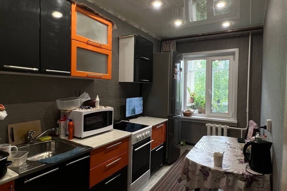 Продаётся 3-комнатная квартира, 64.3 м²