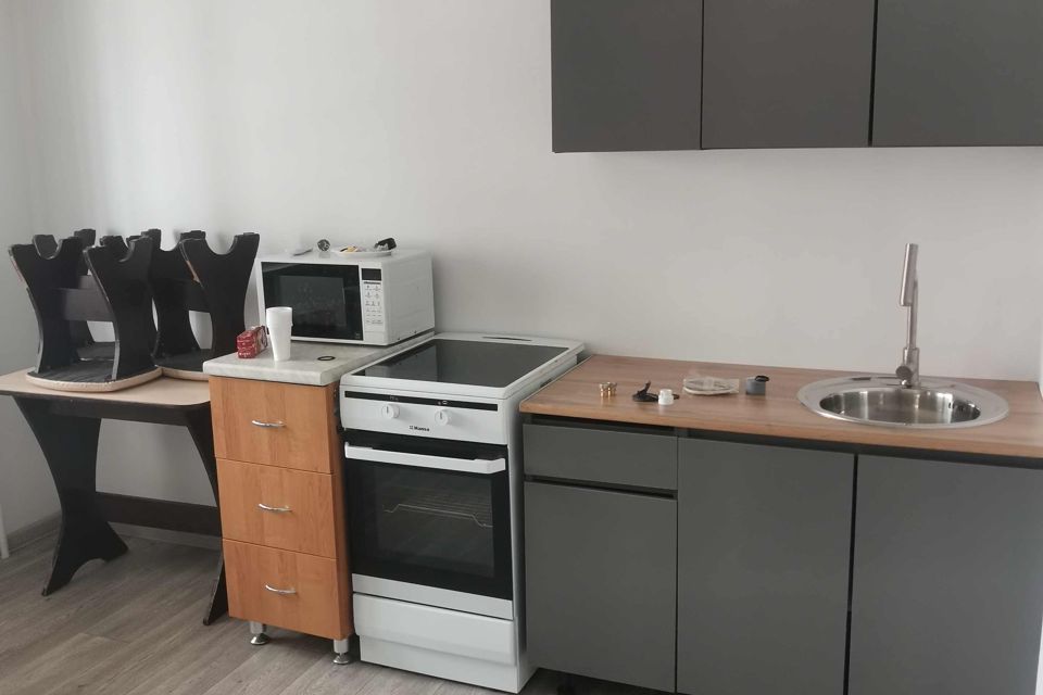 Сдаётся 1-комнатная квартира, 43 м²