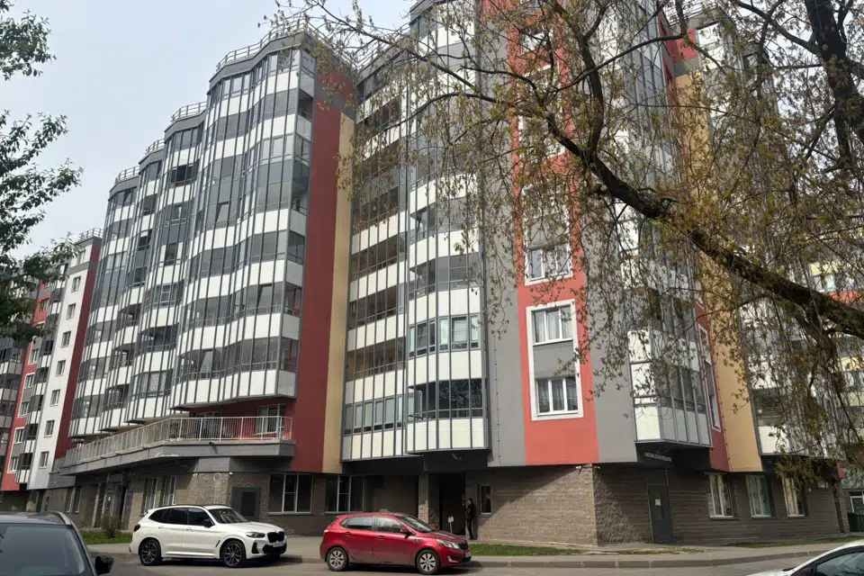 Продаётся 3-комнатная квартира, 114.1 м²