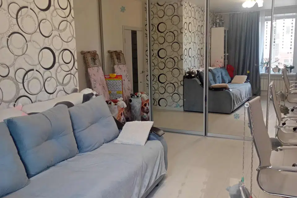 Продаётся 1-комнатная квартира, 41.7 м²