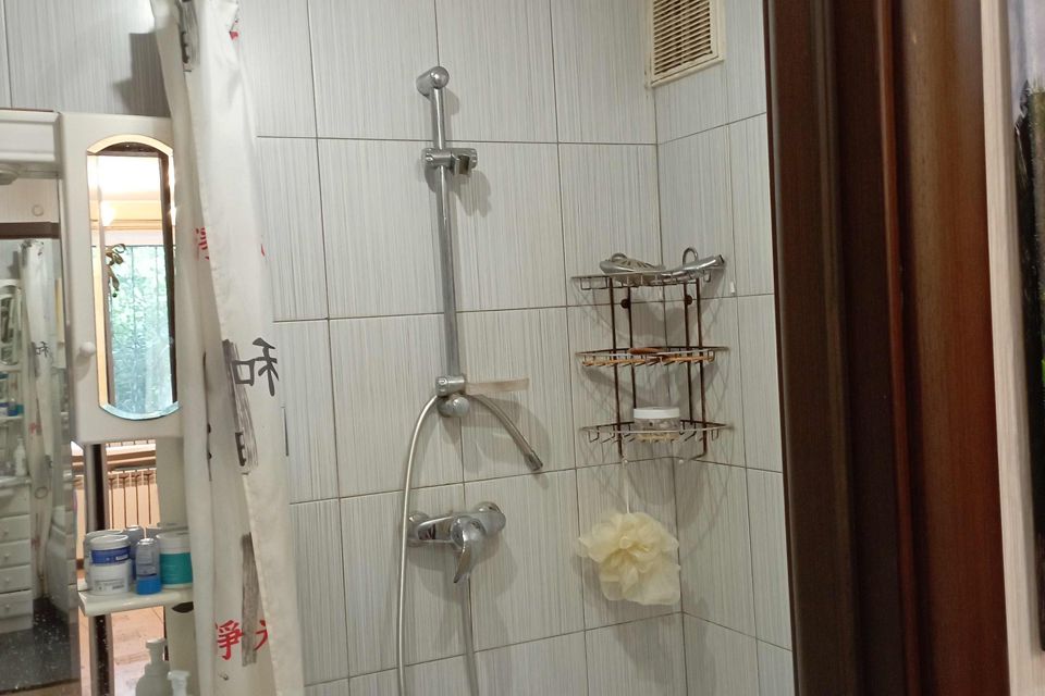 Продаётся 3-комнатная квартира, 70 м²