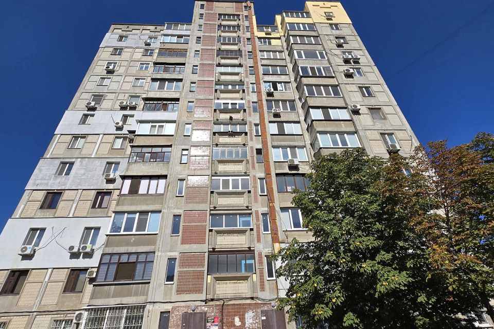 Продаётся 4-комнатная квартира, 94.8 м²