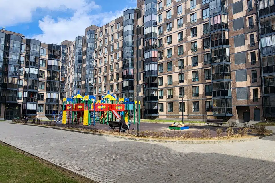 Продаётся 2-комнатная квартира, 63.5 м²