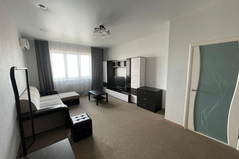 Продаётся 1-комнатная квартира, 47.6 м²