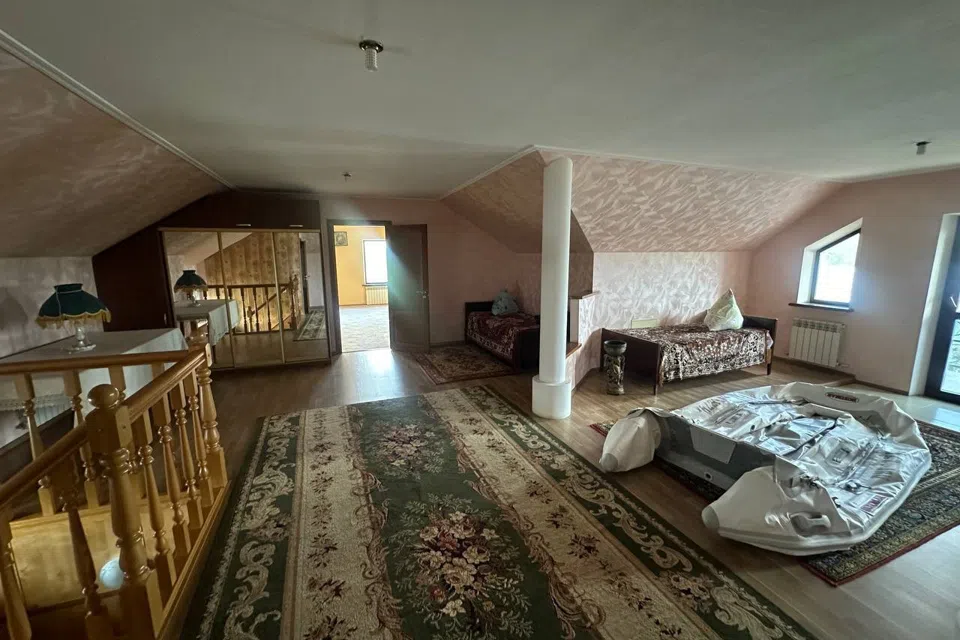 Продаётся 2-этажный дом, 190 м²
