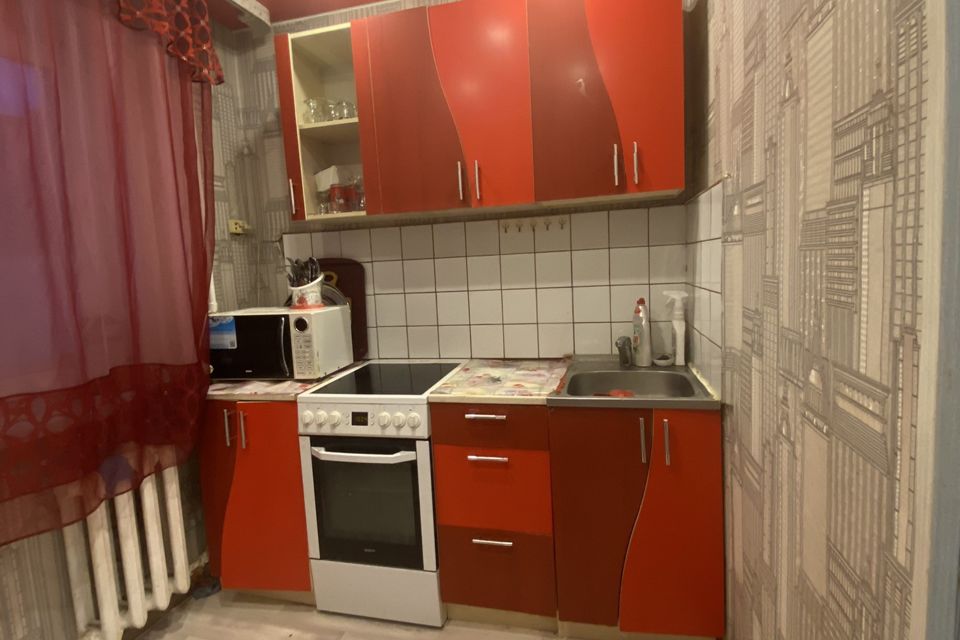 Продаётся 3-комнатная квартира, 58.4 м²