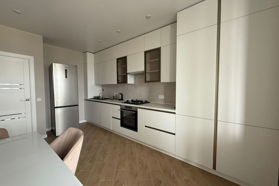 Продаётся 2-комнатная квартира, 68.9 м²