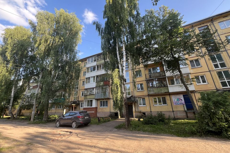 Продаётся 2-комнатная квартира, 43.6 м²
