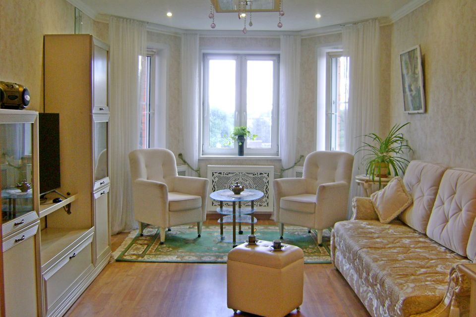 Продаётся 2-комнатная квартира, 70.2 м²