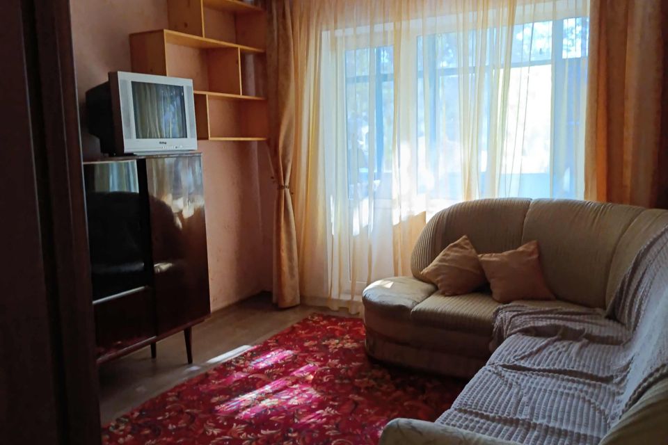 Продаётся 1-комнатная квартира, 37 м²