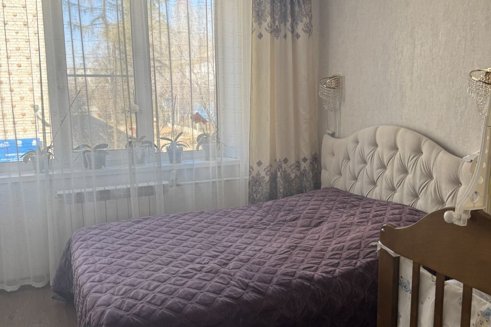 Продаётся 3-комнатная квартира, 57.7 м²
