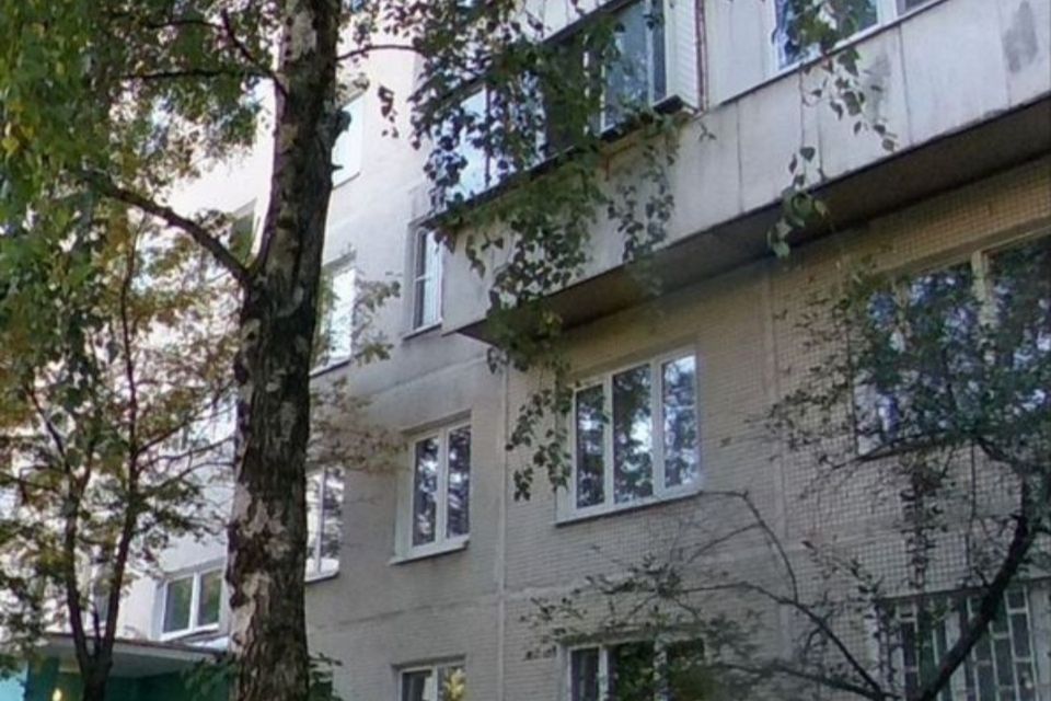 Продаётся 4-комнатная квартира, 65 м²