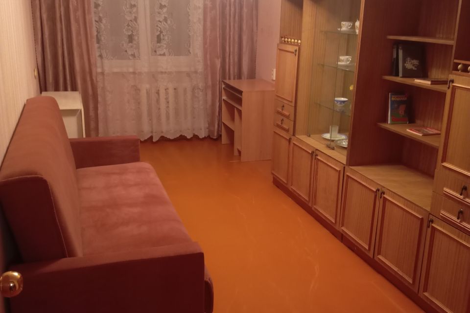 Сдаётся 2-комнатная квартира, 47.3 м²