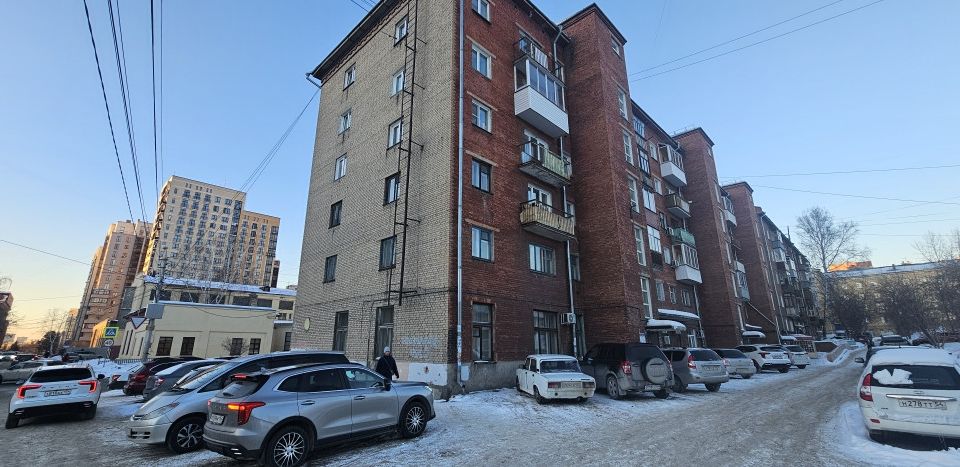 Продаётся 2-комнатная квартира, 47.2 м²
