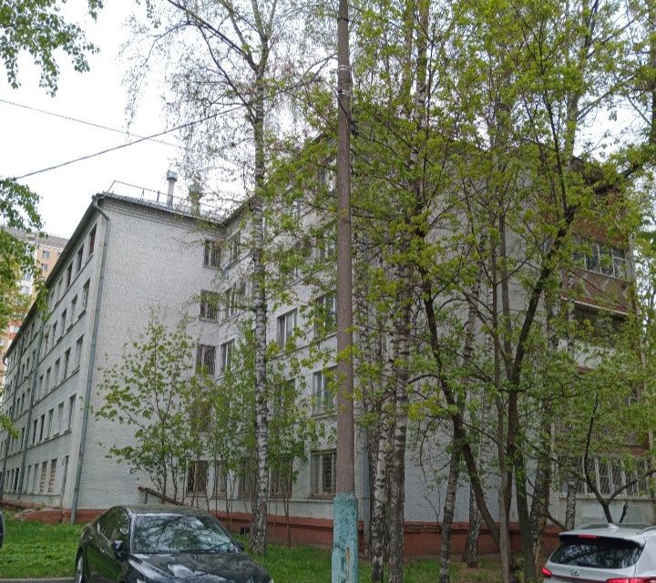 Продаётся 4-комнатная квартира, 108.7 м²