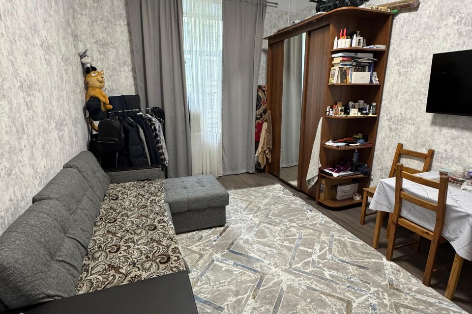 Продаётся комната в 5-комн. квартире, 18 м²