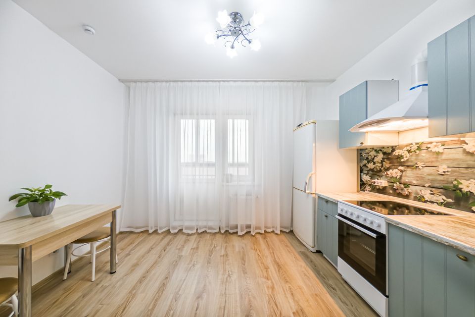 Продаётся 1-комнатная квартира, 37.4 м²