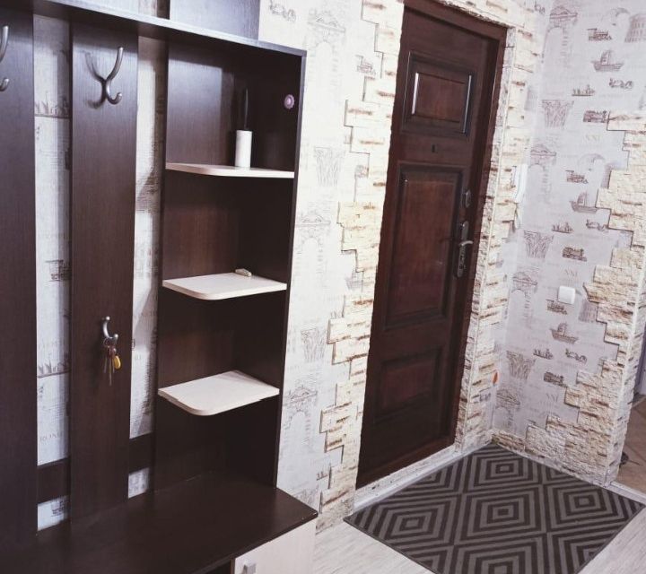 Сдаётся 2-комнатная квартира, 56 м²