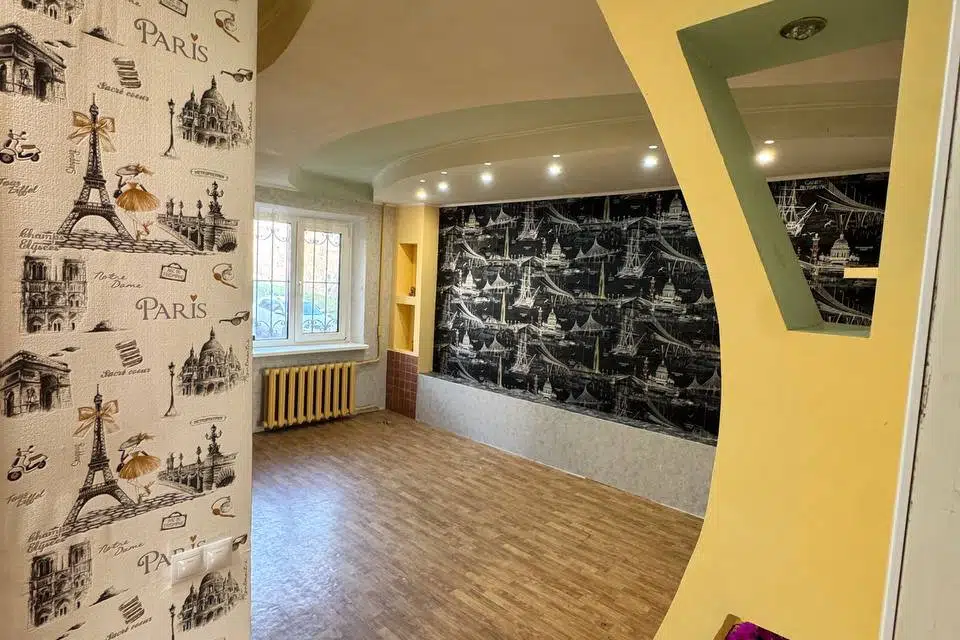 Продаётся 3-комнатная квартира, 57 м²