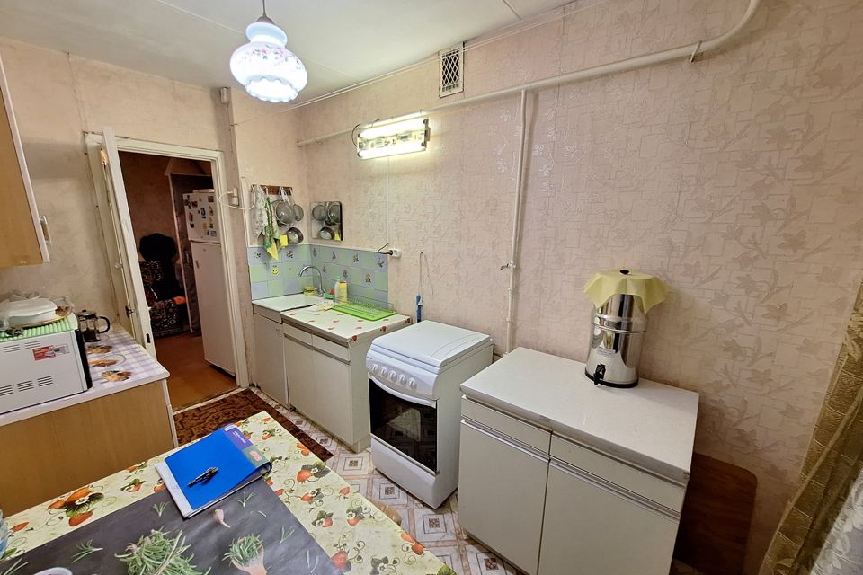 Продаётся 3-комнатная квартира, 61.6 м²