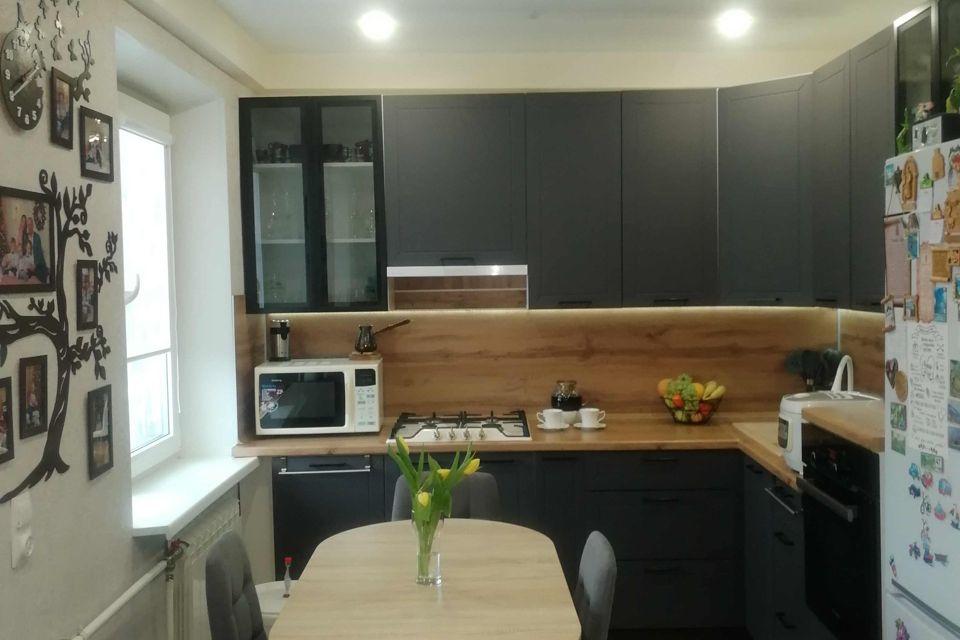 Продаётся 1-комнатная квартира, 45.3 м²