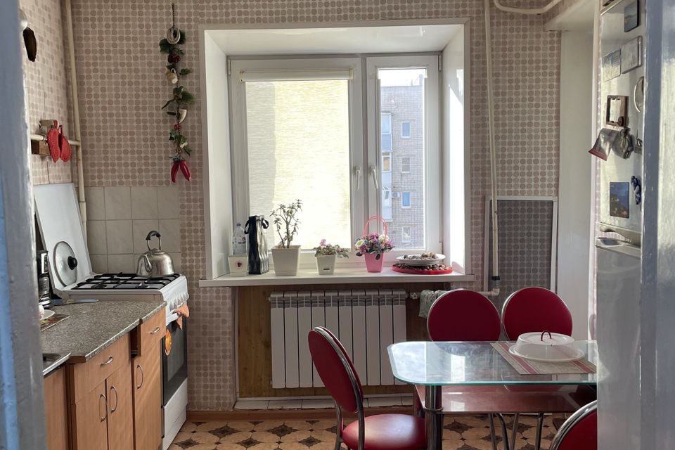 Продаётся 3-комнатная квартира, 61.5 м²