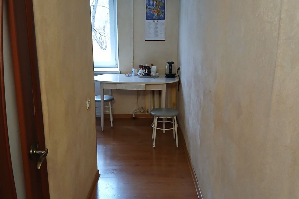 Продаётся 3-комнатная квартира, 63.8 м²
