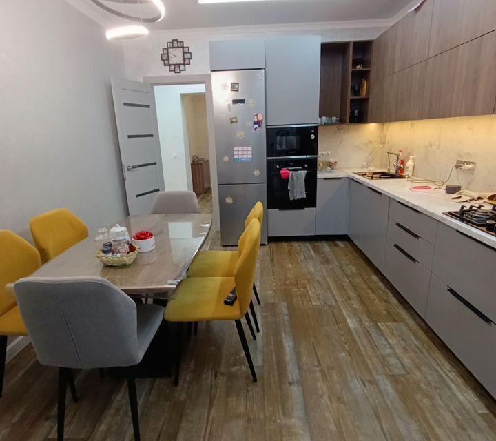 Продаётся 3-комнатная квартира, 85 м²