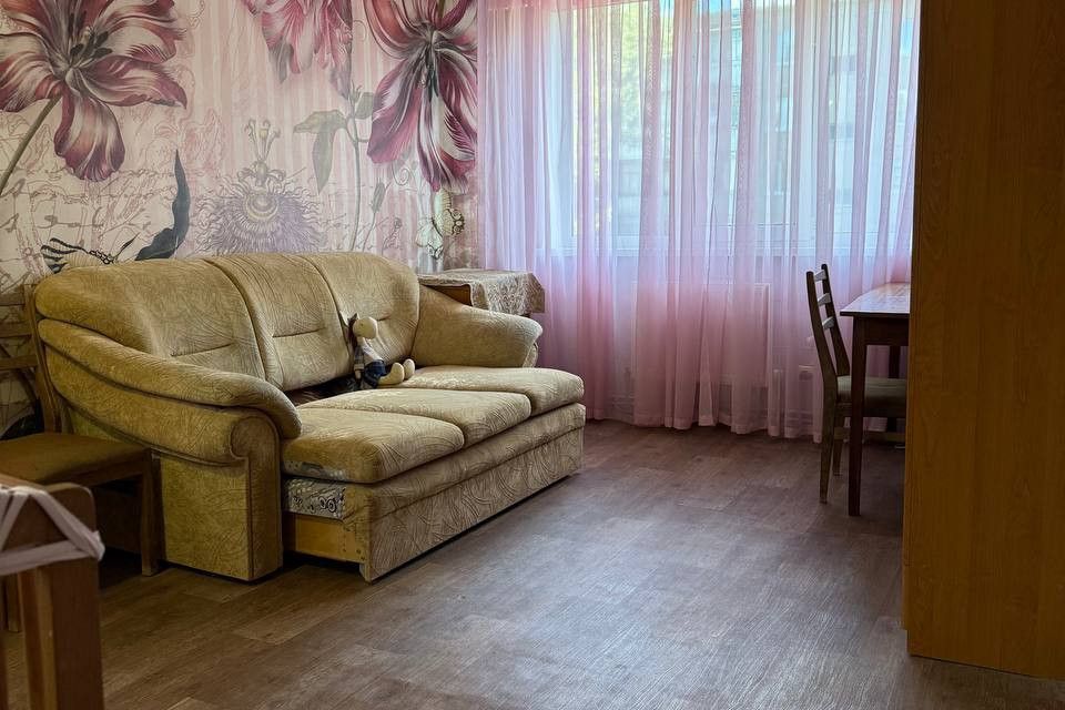 Продаётся 3-комнатная квартира, 61 м²