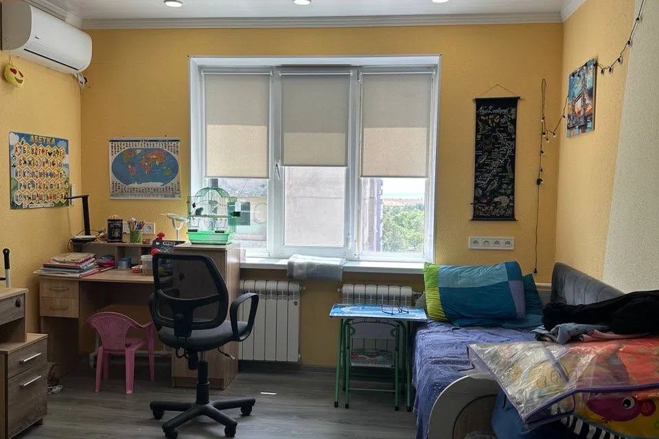 Продаётся 3-комнатная квартира, 69.2 м²