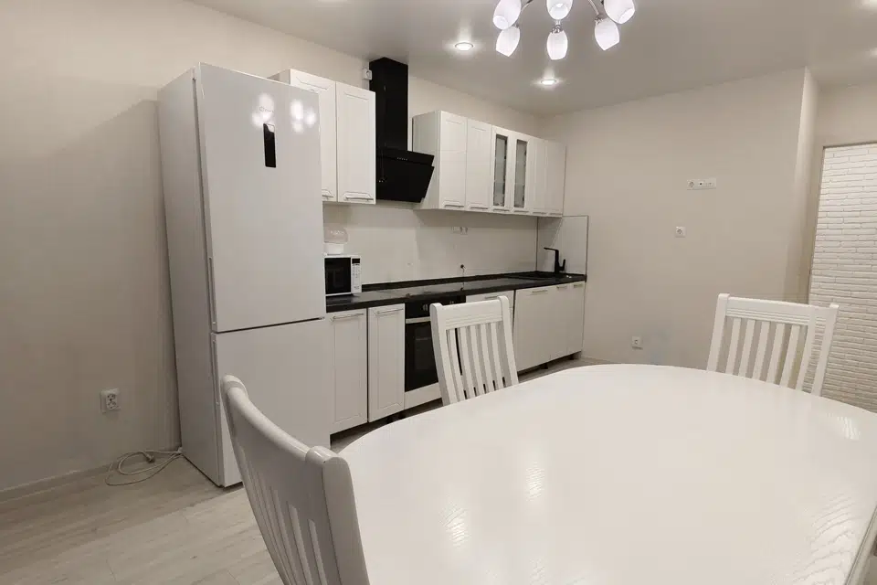 Продаётся 2-комнатная квартира, 71.1 м²