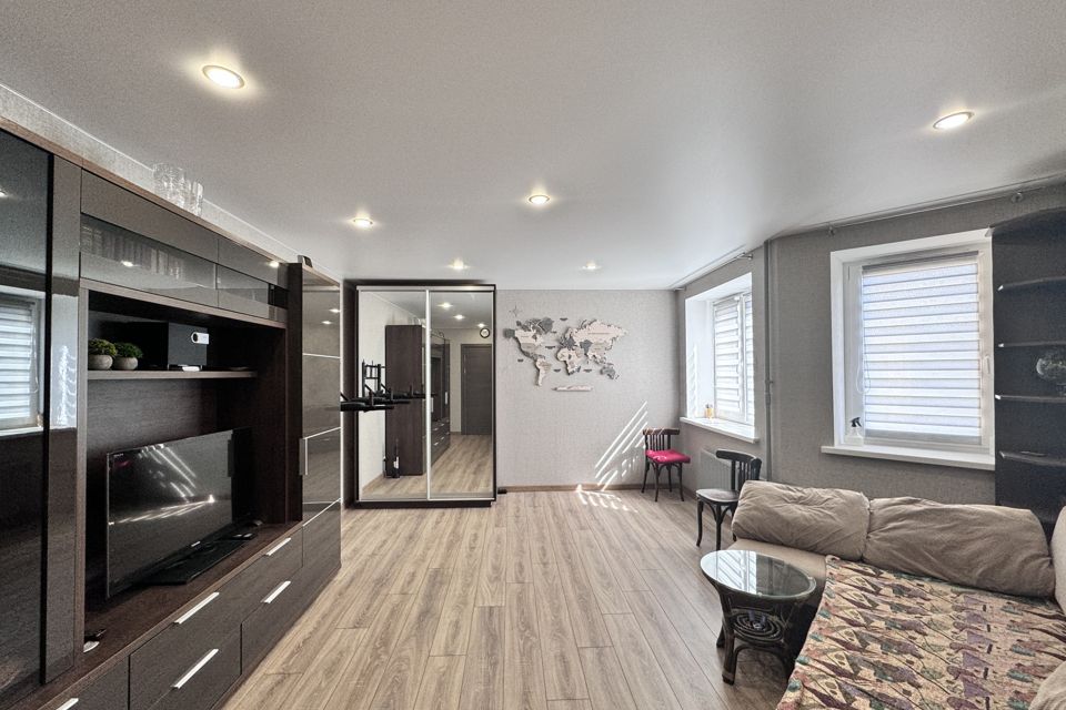 Продаётся 2-комнатная квартира, 60.4 м²