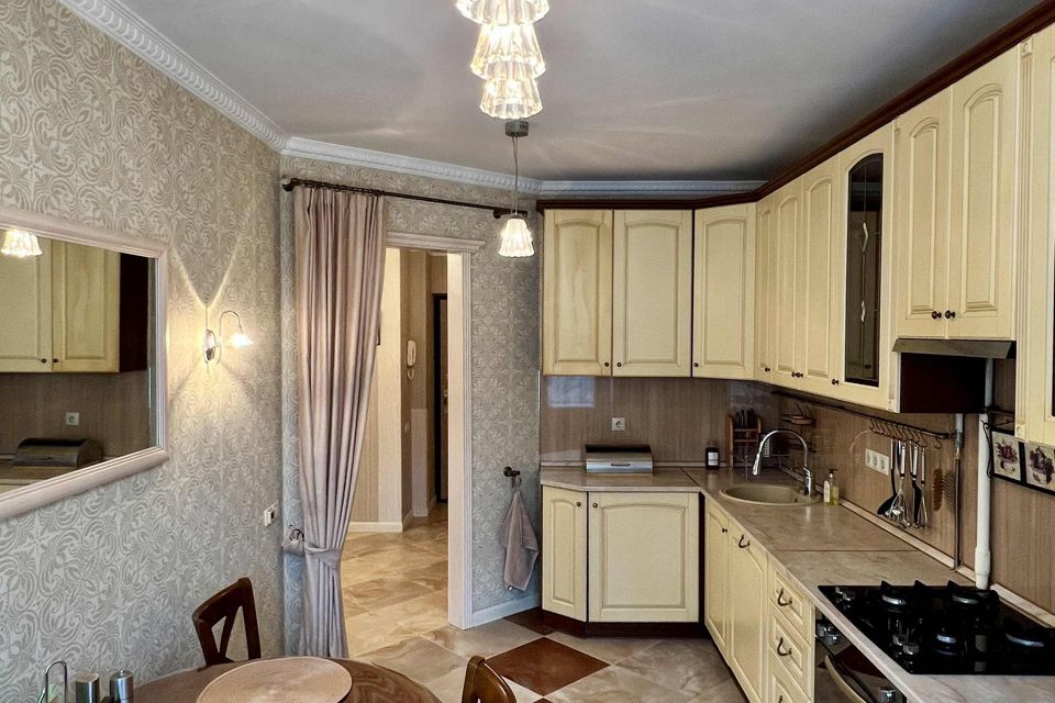 Сдаётся 3-комнатная квартира, 93 м²