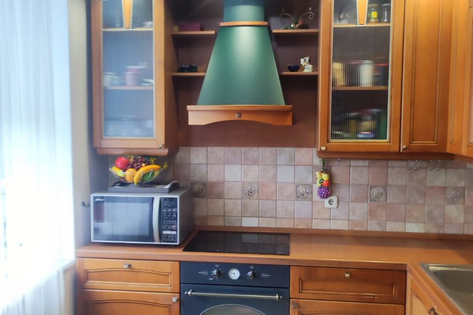 Продаётся 3-комнатная квартира, 75 м²