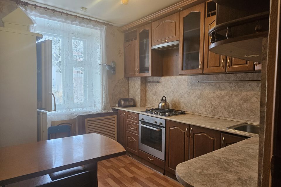 Продаётся 3-комнатная квартира, 63.4 м²