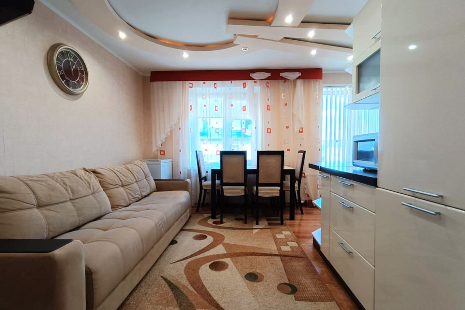 Продаётся 3-комнатная квартира, 58.7 м²