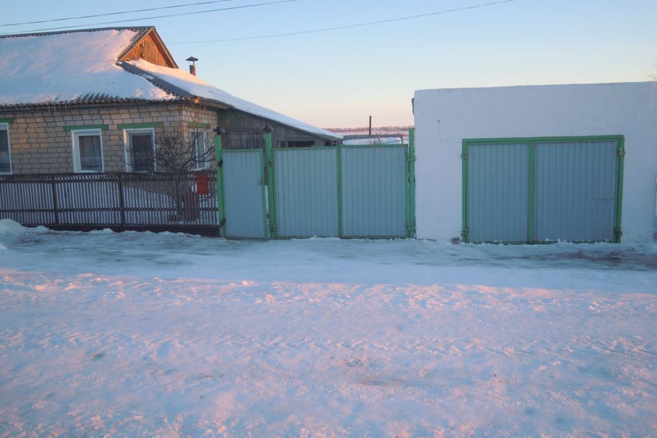 Уйском районе дом