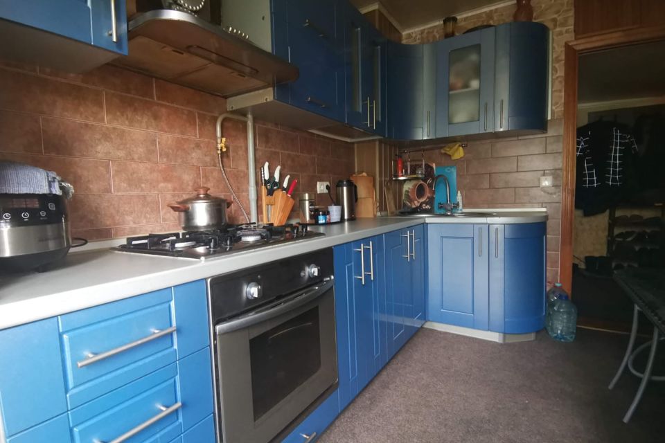 Продаётся 3-комнатная квартира, 61.7 м²