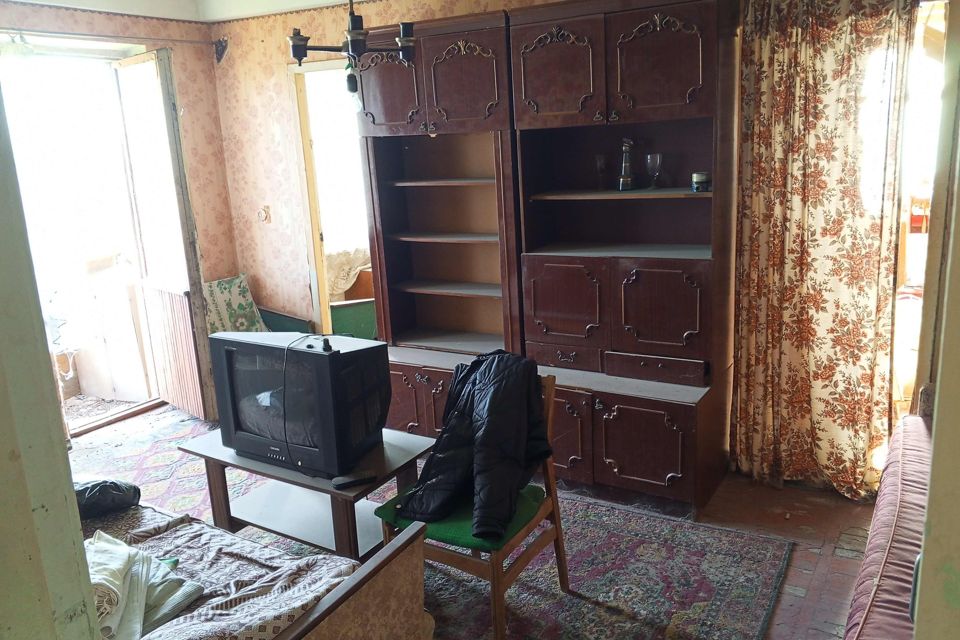 Продаётся 3-комнатная квартира, 44.9 м²