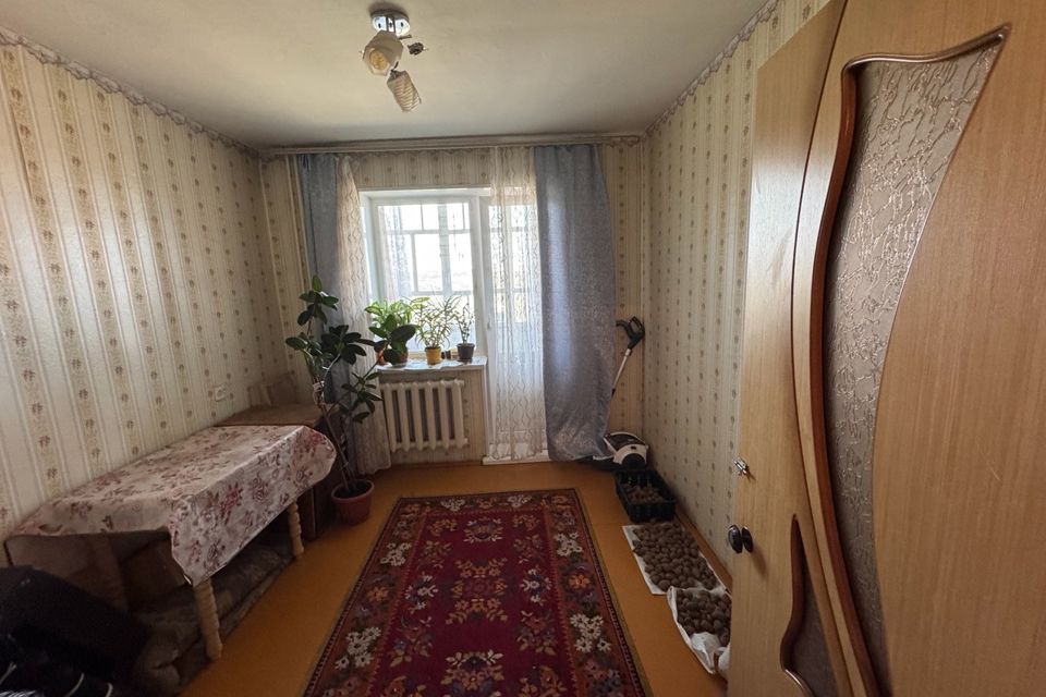 Продаётся 3-комнатная квартира, 64 м²