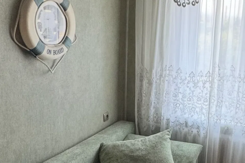 Продаётся 3-комнатная квартира, 637 м²