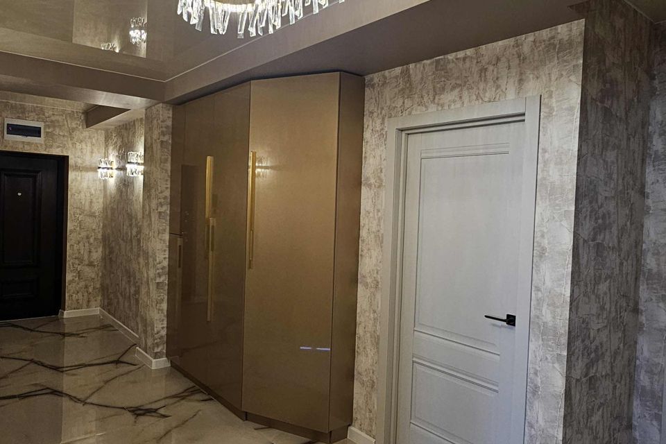 Продаётся 3-комнатная квартира, 95.4 м²