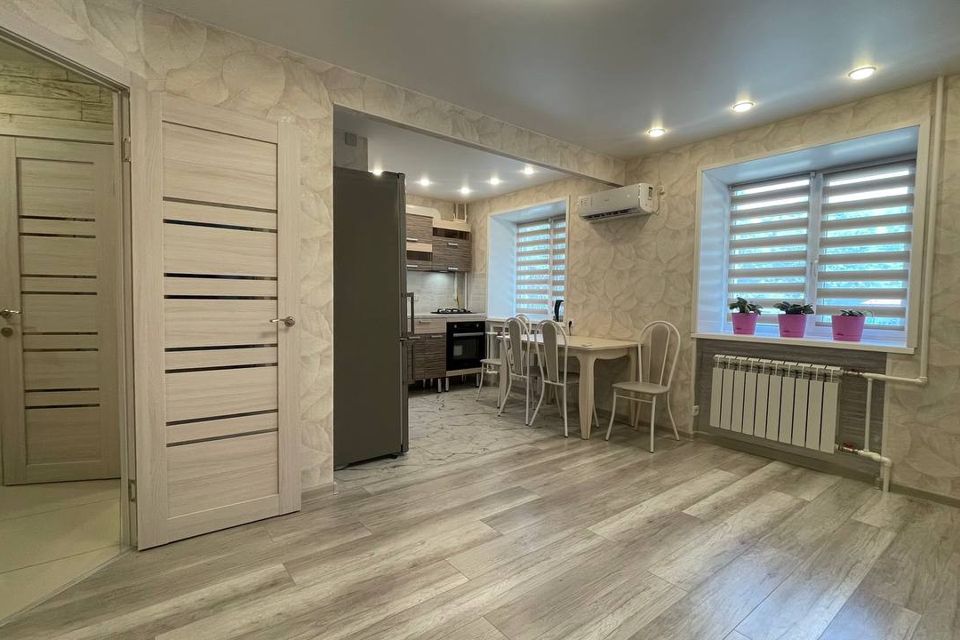 Продаётся 3-комнатная квартира, 52 м²