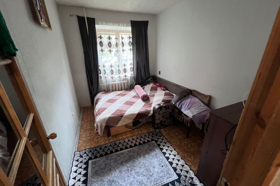 Продаётся 3-комнатная квартира, 48.9 м²