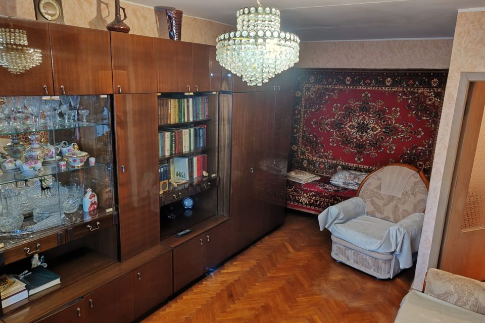 Продаётся 1-комнатная квартира, 37.4 м²